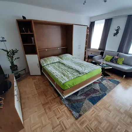 Apartmentstudio Mit Tiefgarage Free Parking
