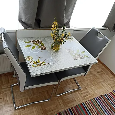 Apartmentstudio Mit Tiefgarage Free Parking *