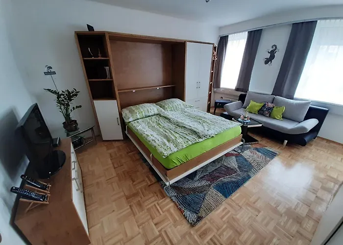 Apartmentstudio Mit Tiefgarage Free Parking