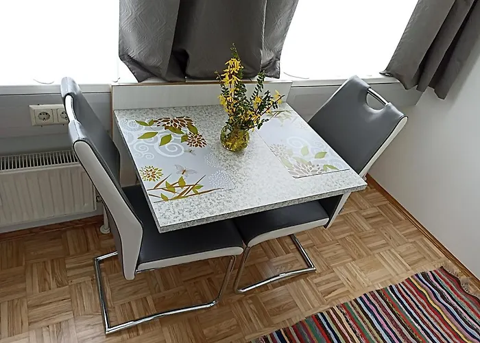 City Apartmentstudio Mit Tiefgarage *