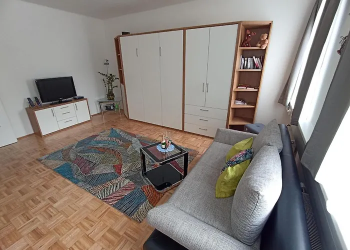 Appartement Apartmentstudio Mit Tiefgarage Free Parking
